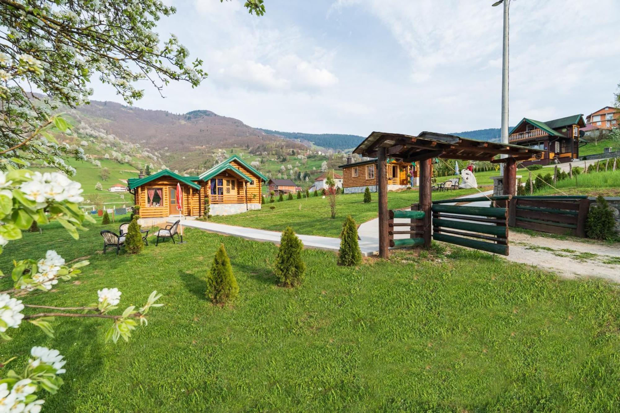 Salerno Camp Villa Plav Exterior foto
